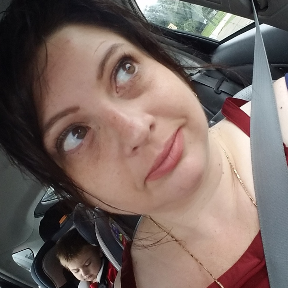 Meet your Posher, Melisa